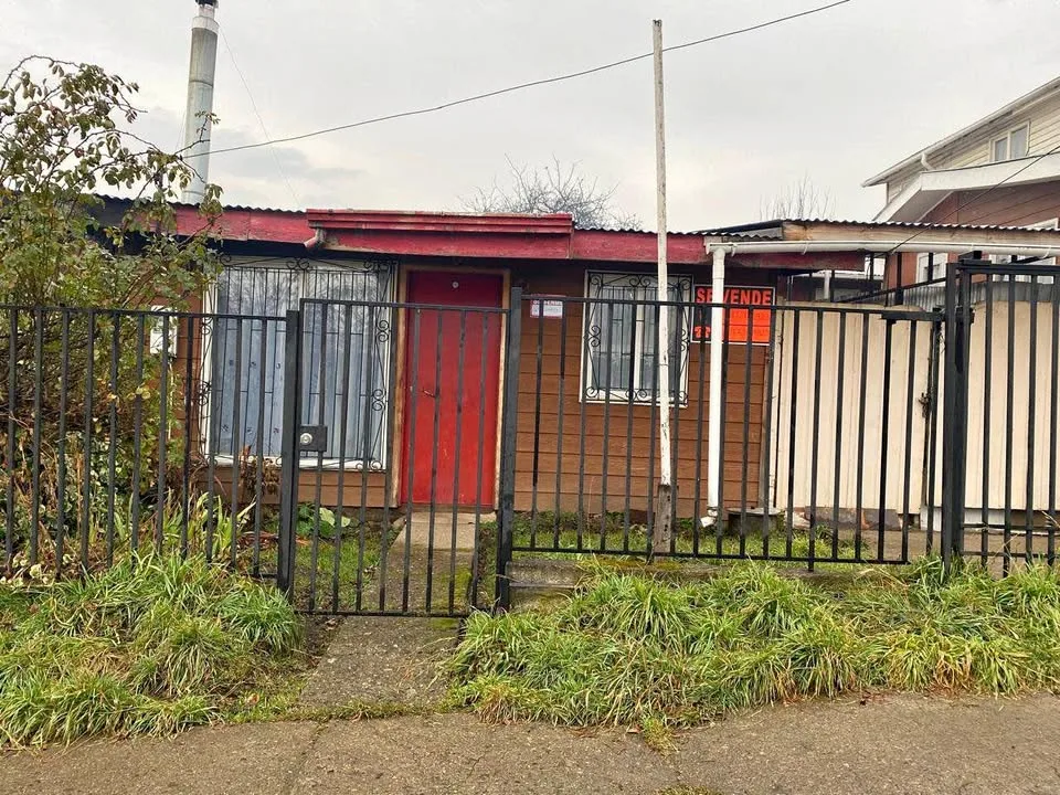 Se venda casa a minutos del centro Comunicarse 972139823