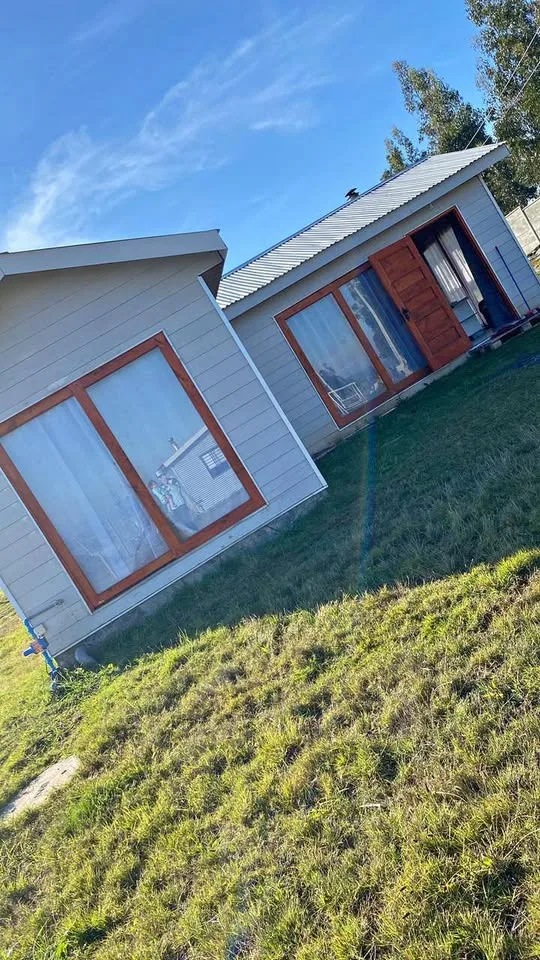 Se vende terreno con casa [hidden information]